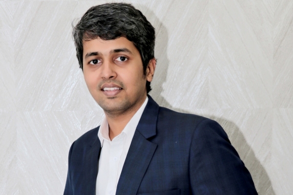Beyond Profit Margins: The CEO's Role in Social Responsibility for Blue Collar Workers